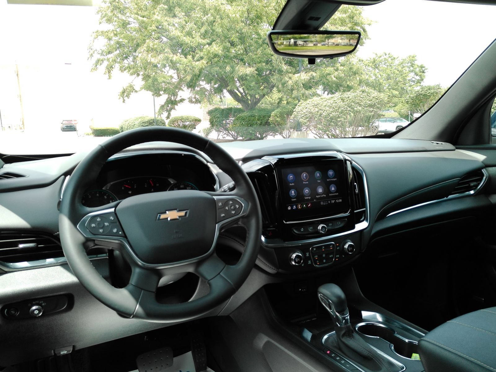 Certified 2023 Chevrolet Traverse LT w/ LT Premium Package AWD/4WD image 9