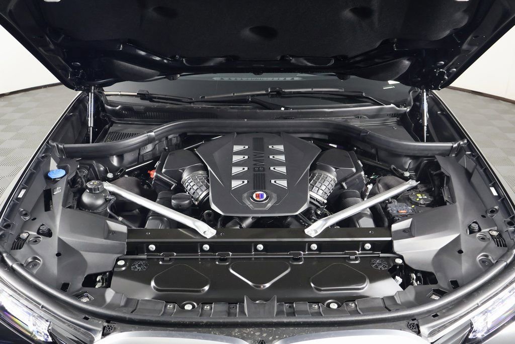 New 2026 BMW ALPINA XB7 image 10