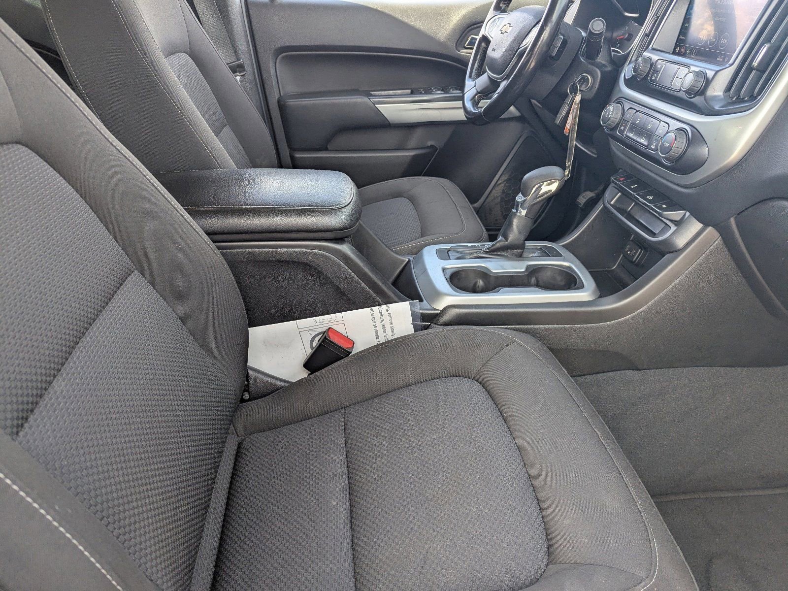 Used 2022 Chevrolet Colorado LT w/ LT Convenience Package image 12