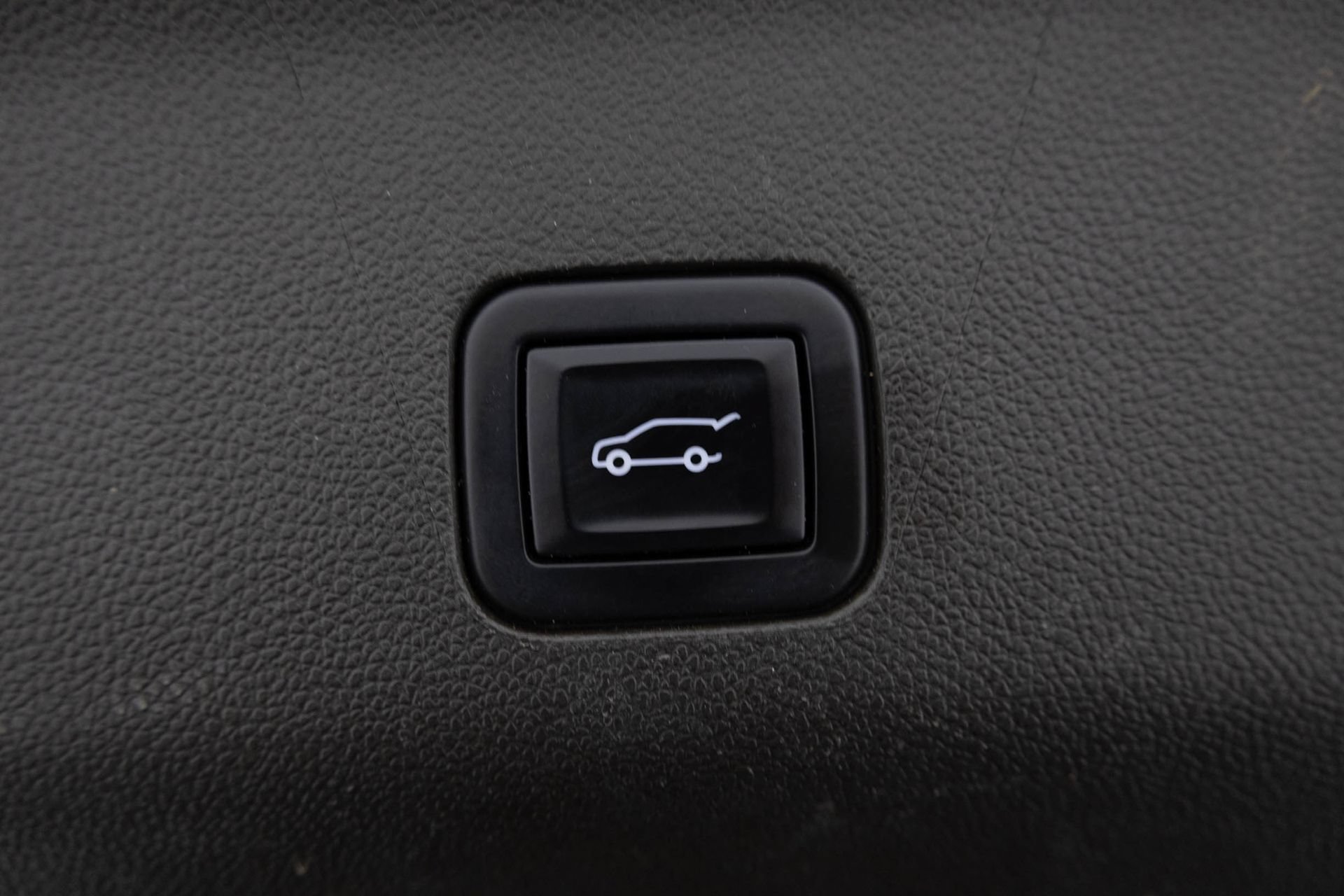 Used 2022 Chevrolet Tahoe LT AWD/4WD image 43