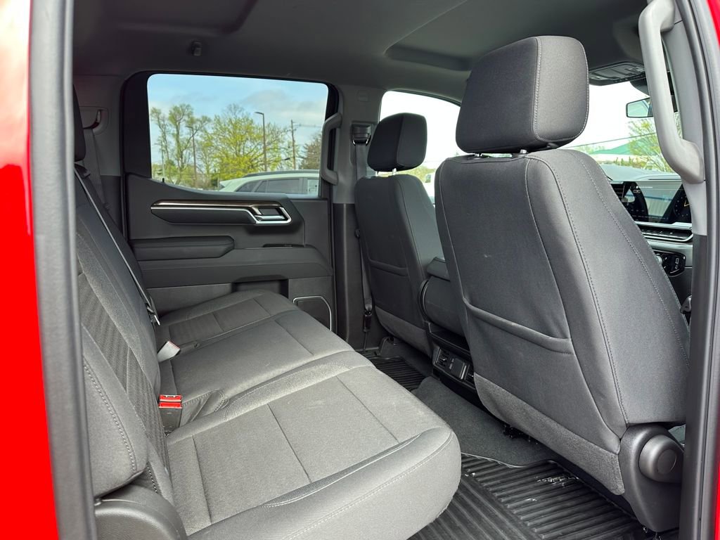 Certified 2026 Chevrolet Silverado 1500 LT image 11
