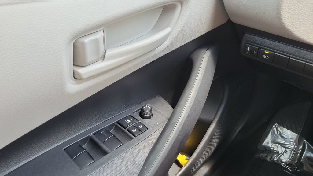 Certified 2024 Toyota Corolla LE FWD image 19