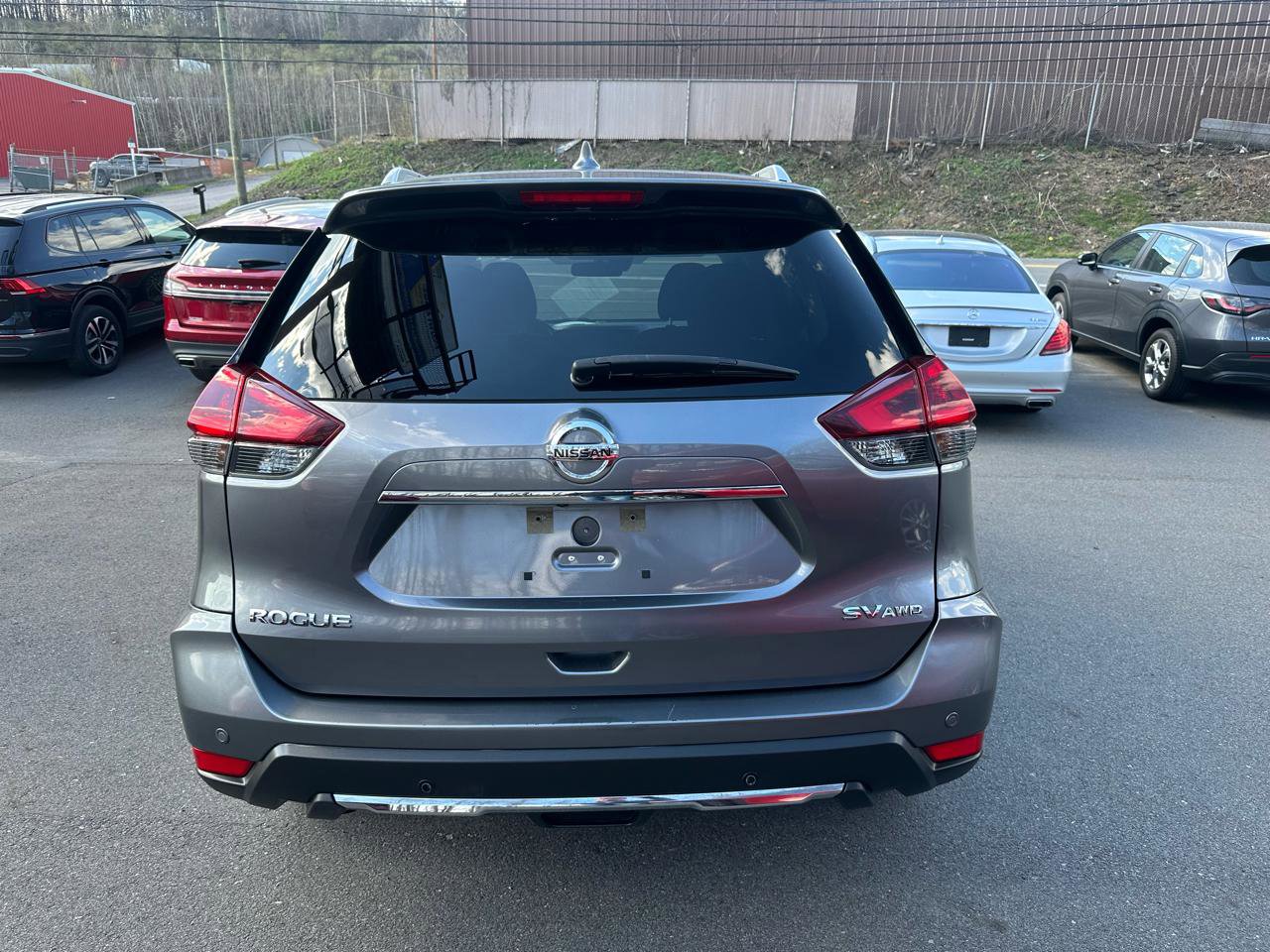 Used 2020 Nissan Rogue SV AWD/4WD image 6