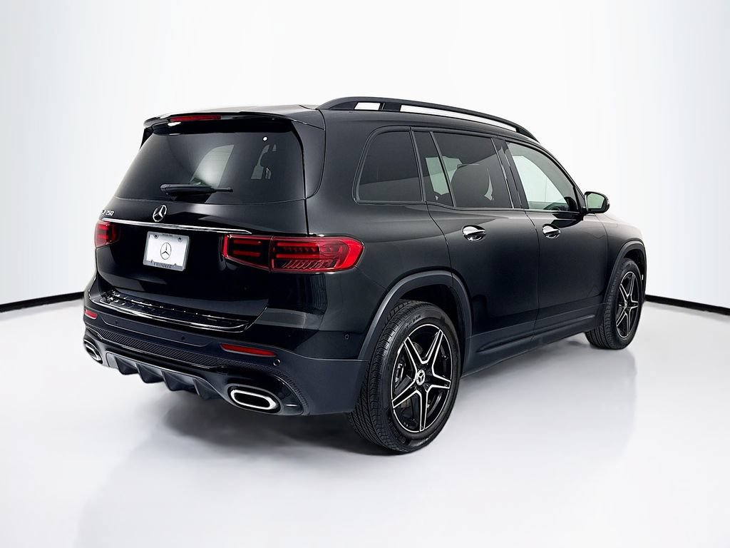 Certified 2025 Mercedes-Benz GLB 250 image 5