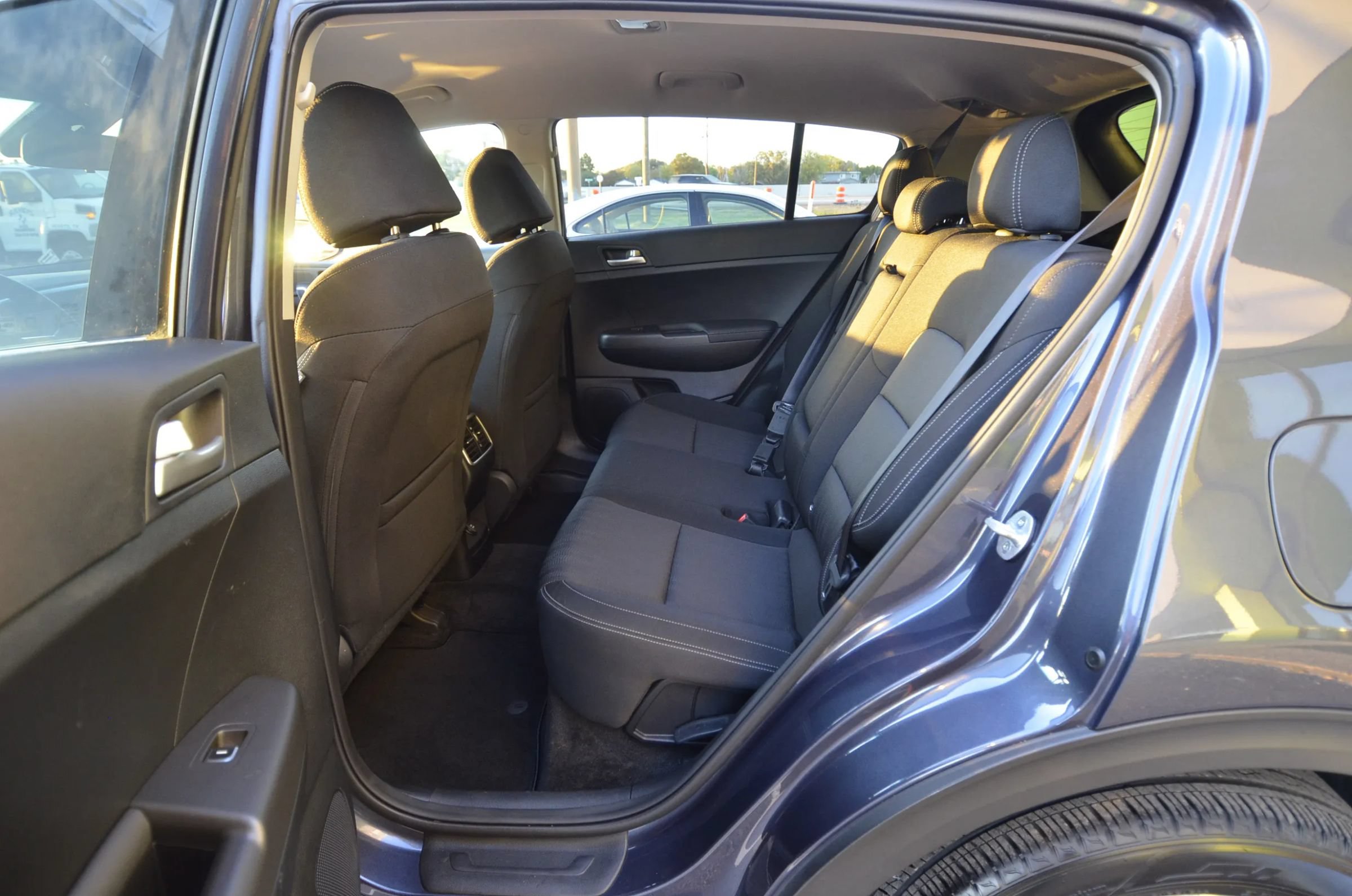 Used 2020 Kia Sportage LX AWD/4WD image 21