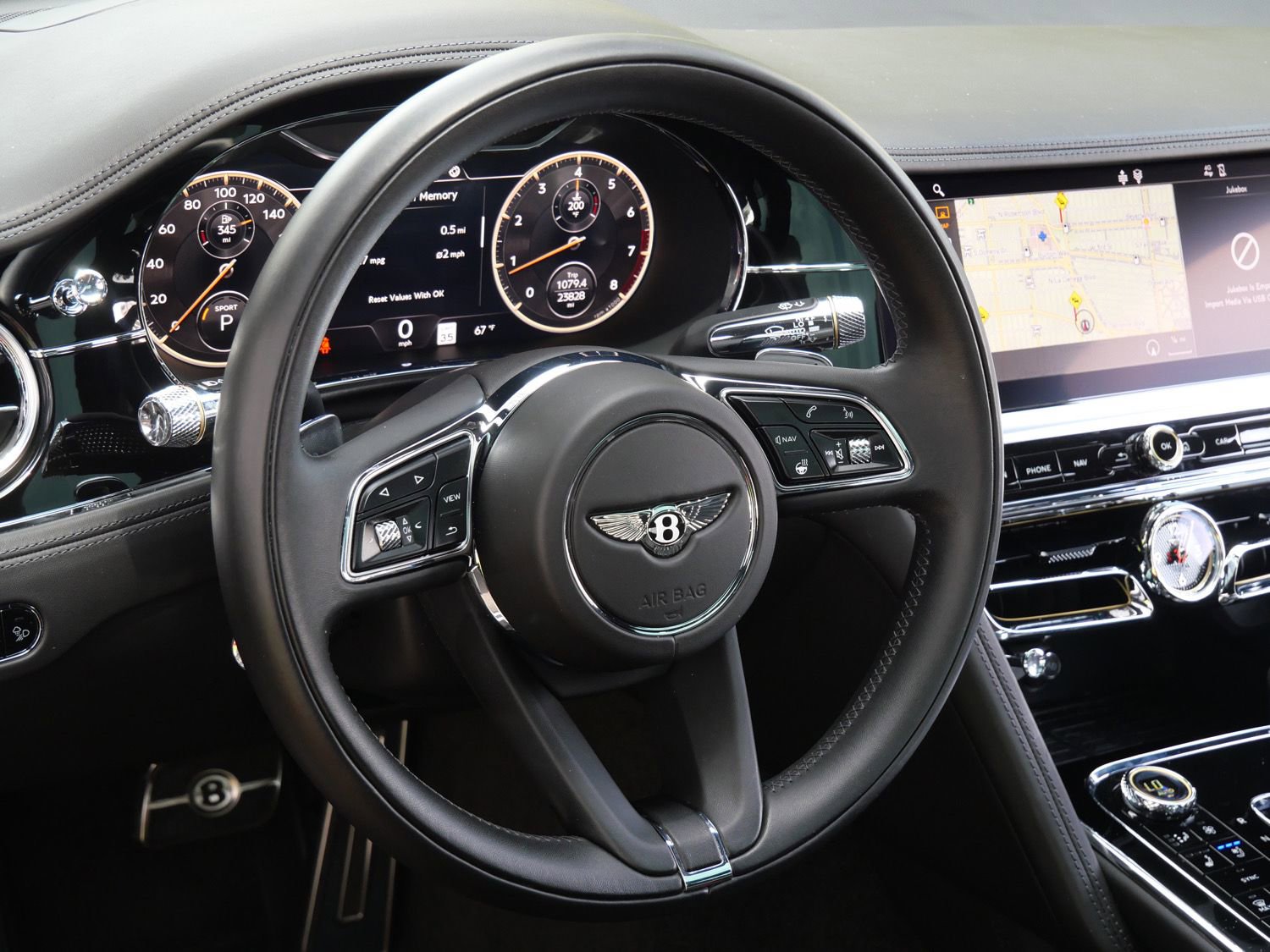 Used 2022 Bentley Flying Spur V8 AWD/4WD image 13