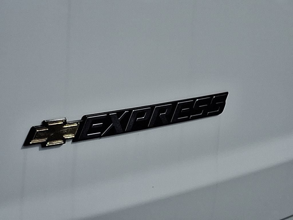 New 2025 Chevrolet Express 3500 w/ Driver Convenience Package RWD image 15