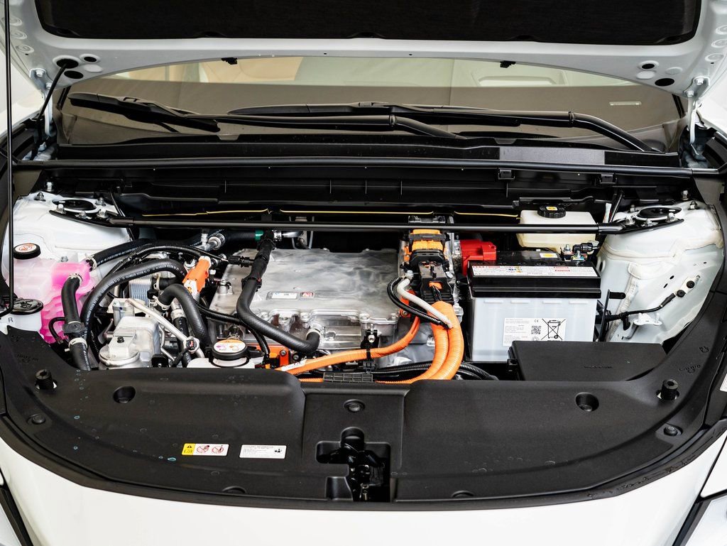 New 2026 Lexus RZ 450e AWD image 34