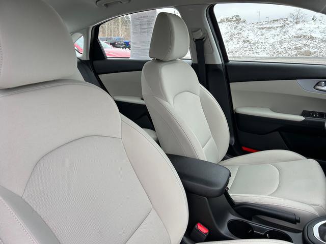 Certified 2023 Kia Forte LXS image 32