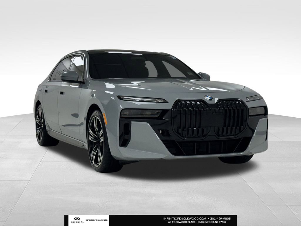 Used 2023 BMW 760i xDrive w/ Executive Package