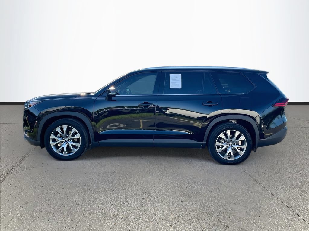 Used 2025 Toyota Grand Highlander FWD image 4