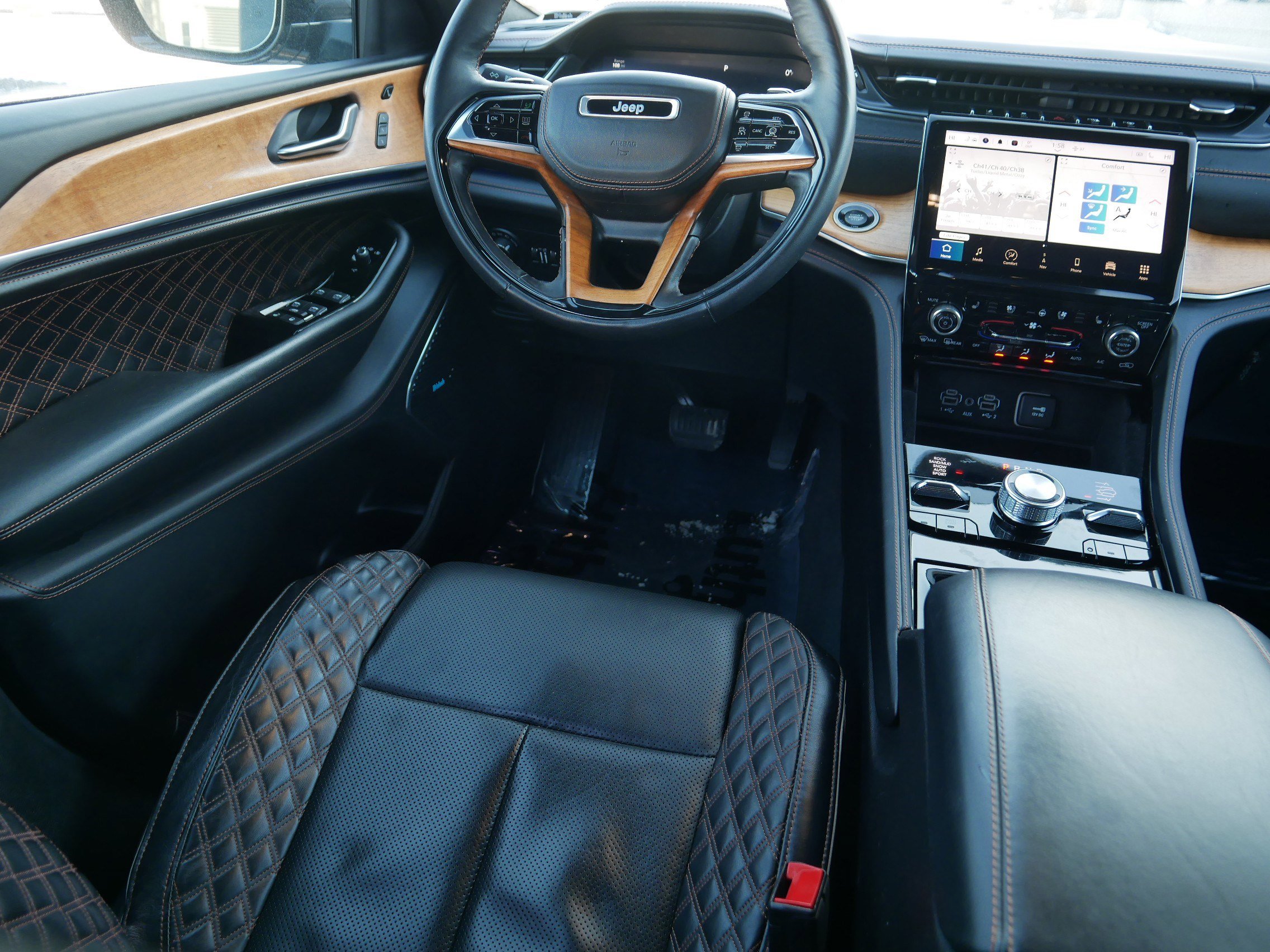 Used 2021 Jeep Grand Cherokee L Summit image 9