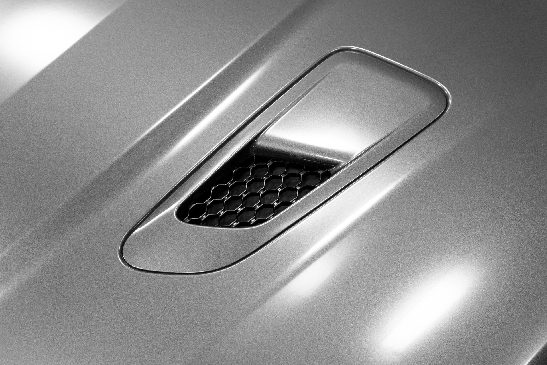 Used 2016 Jaguar F-TYPE S image 32