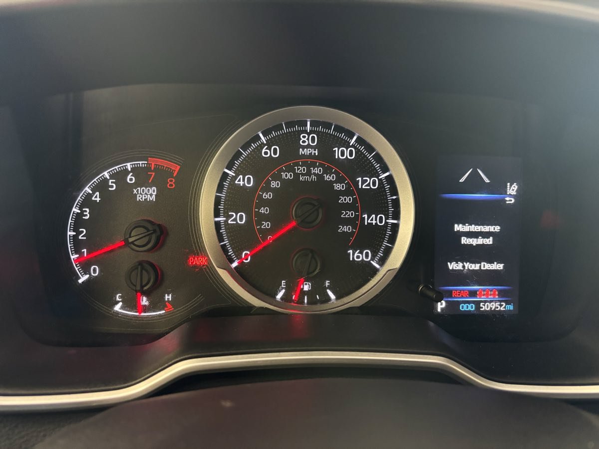 Used 2019 Toyota Corolla SE w/ Carpet Mat Package FWD image 16