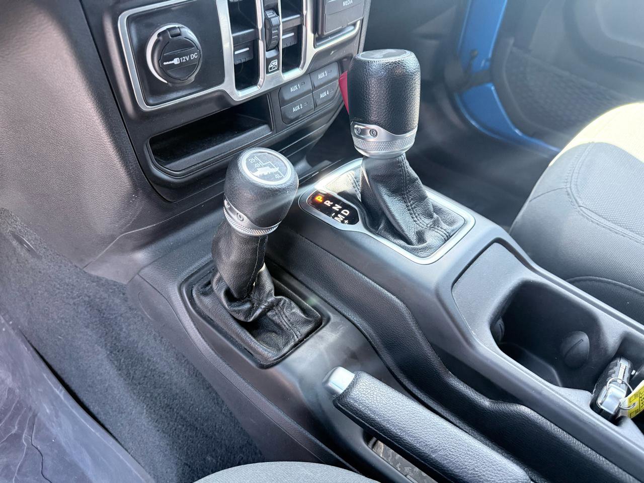 Used 2023 Jeep Wrangler Unlimited Sport w/ Sun And Sound Package image 19