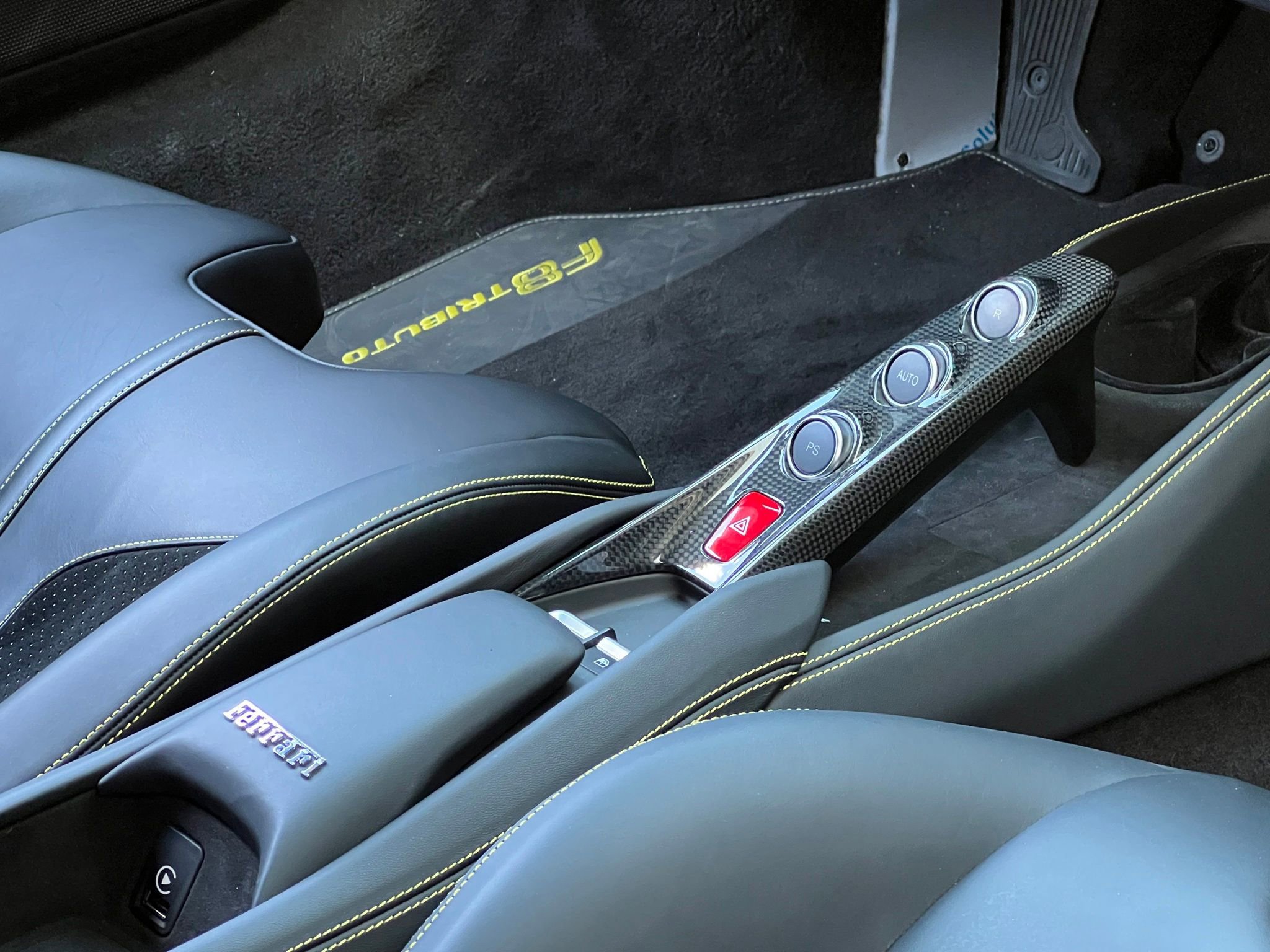 Used 2022 Ferrari F8 Tributo RWD image 47