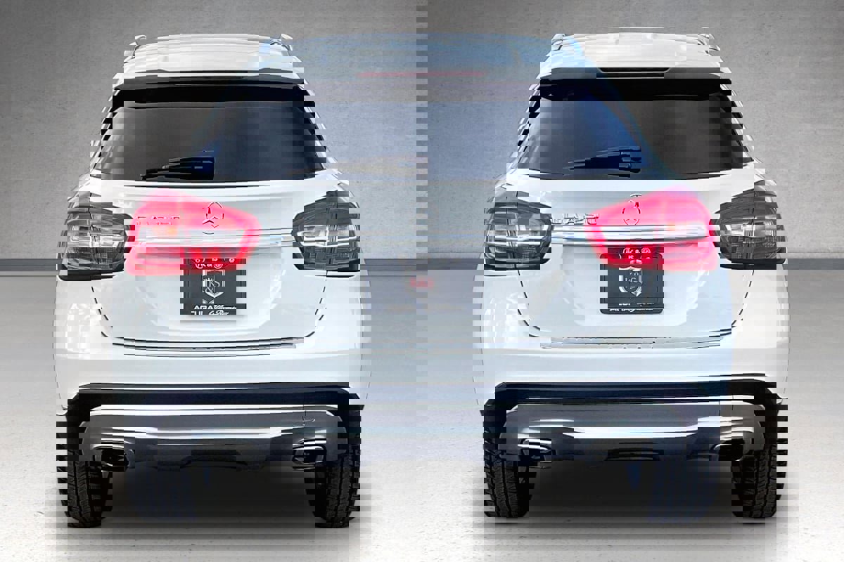 Used 2016 Mercedes-Benz GLA 250 image 4