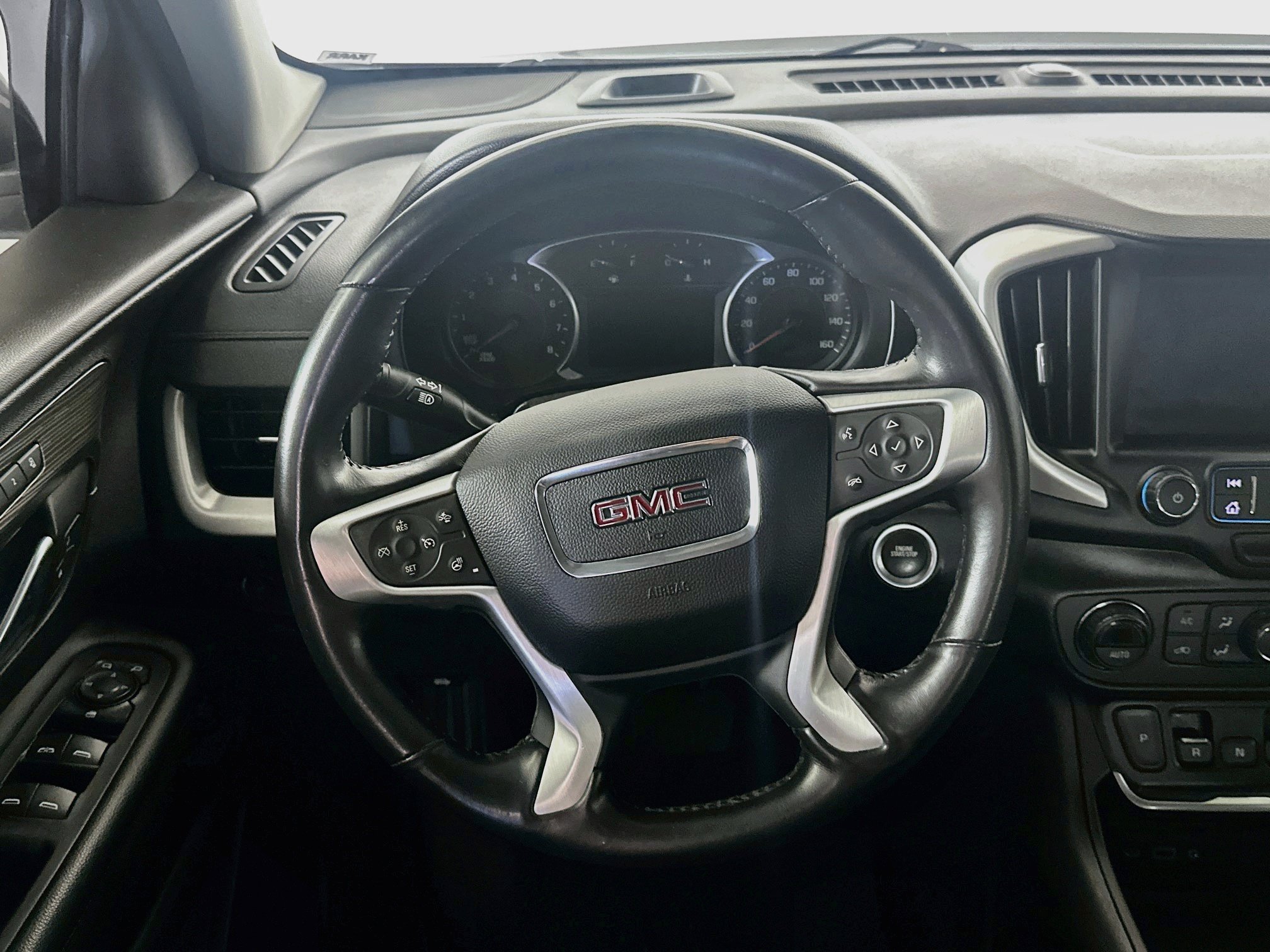 Used 2021 GMC Terrain SLT FWD image 17