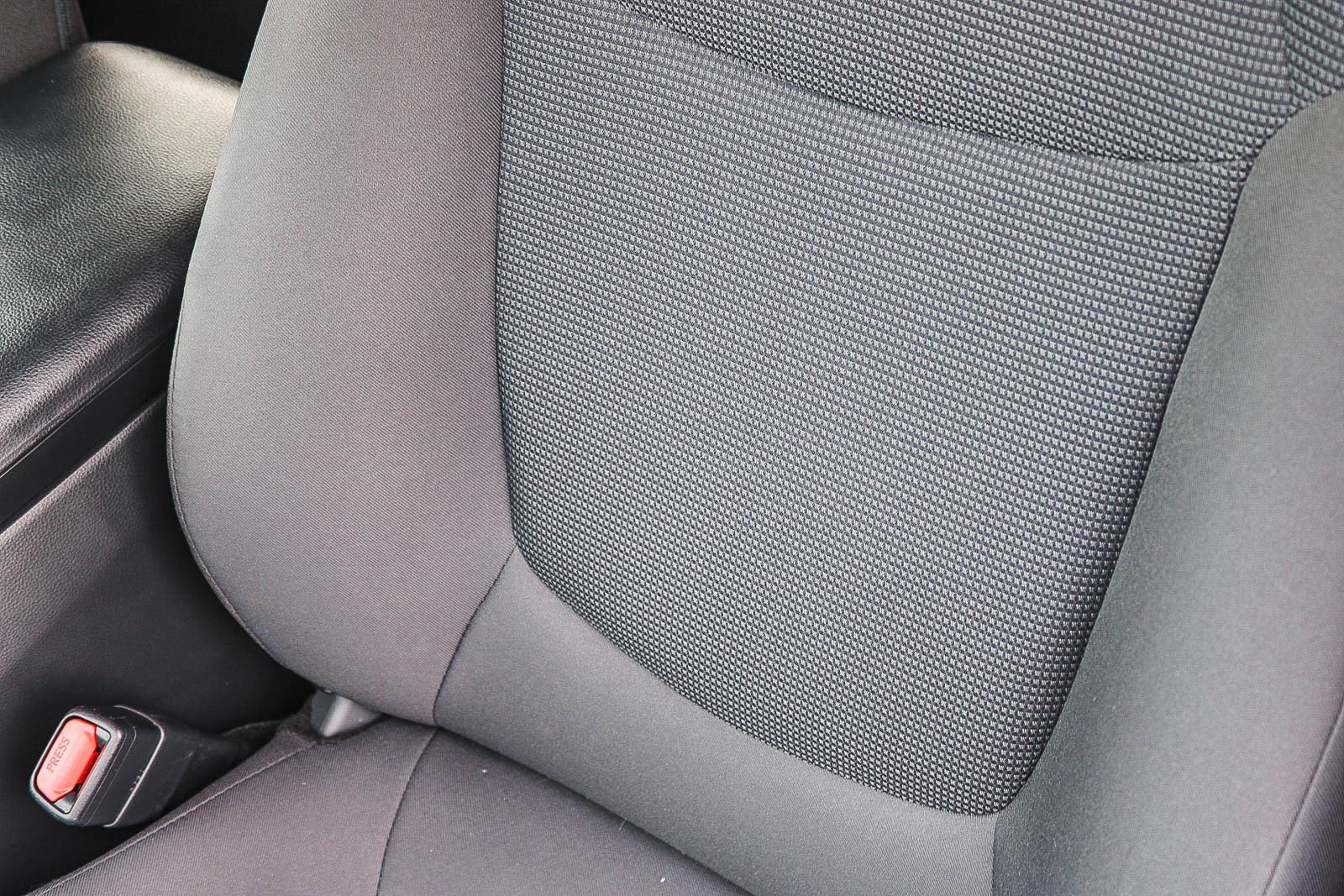 Certified 2019 Toyota RAV4 LE w/ All Weather Liner Package image 23