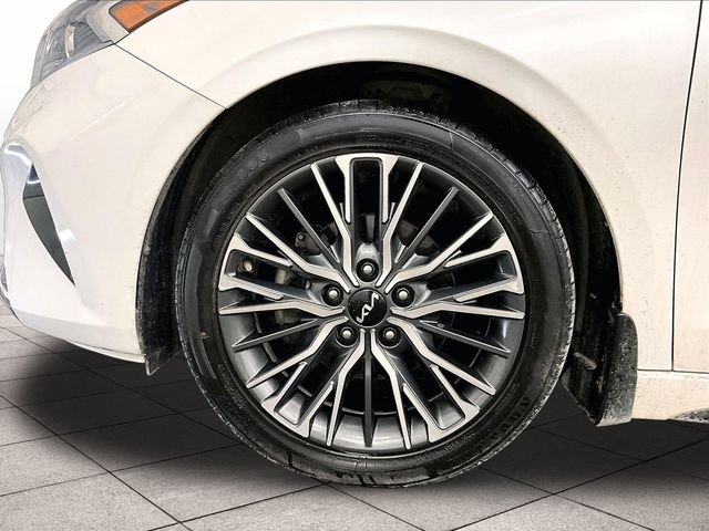 Used 2022 Kia Forte GT-Line w/ GT-Line Premium Package FWD image 8