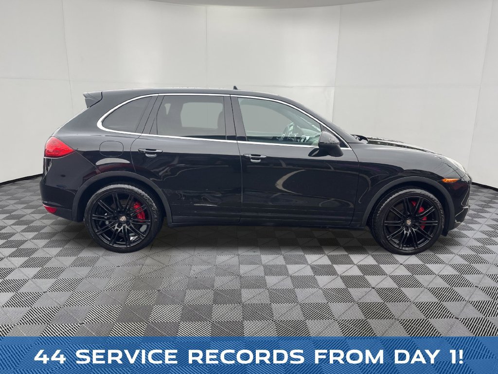 Used 2011 Porsche Cayenne Turbo AWD/4WD image 7