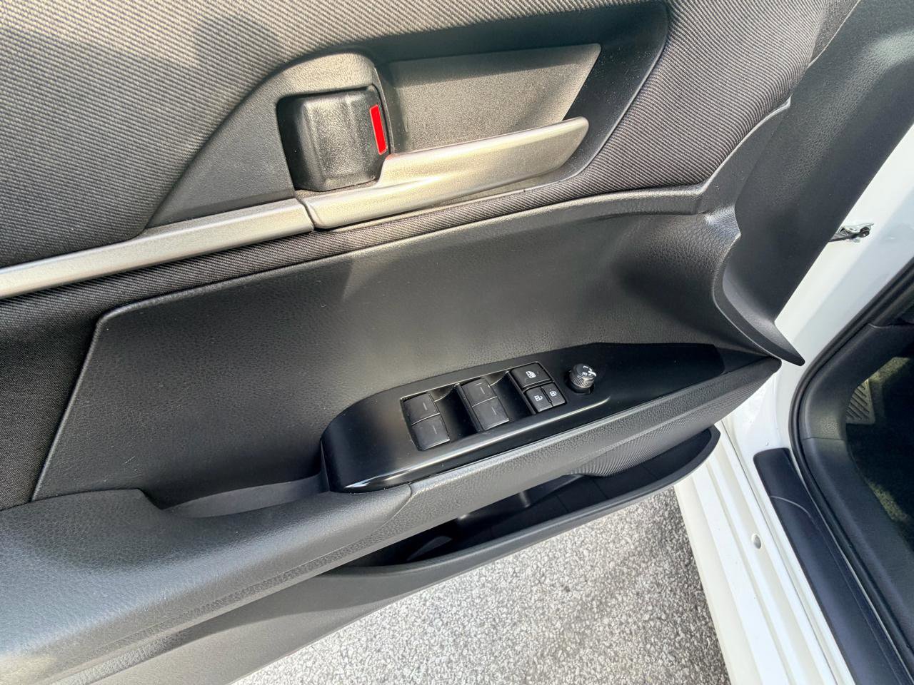 Used 2025 Toyota Camry LE FWD image 23