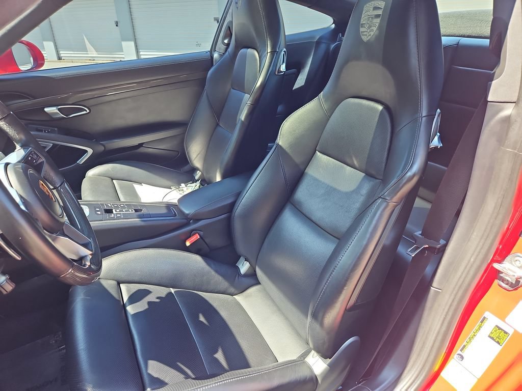 Used 2019 Porsche 911 4 Coupe AWD/4WD image 5