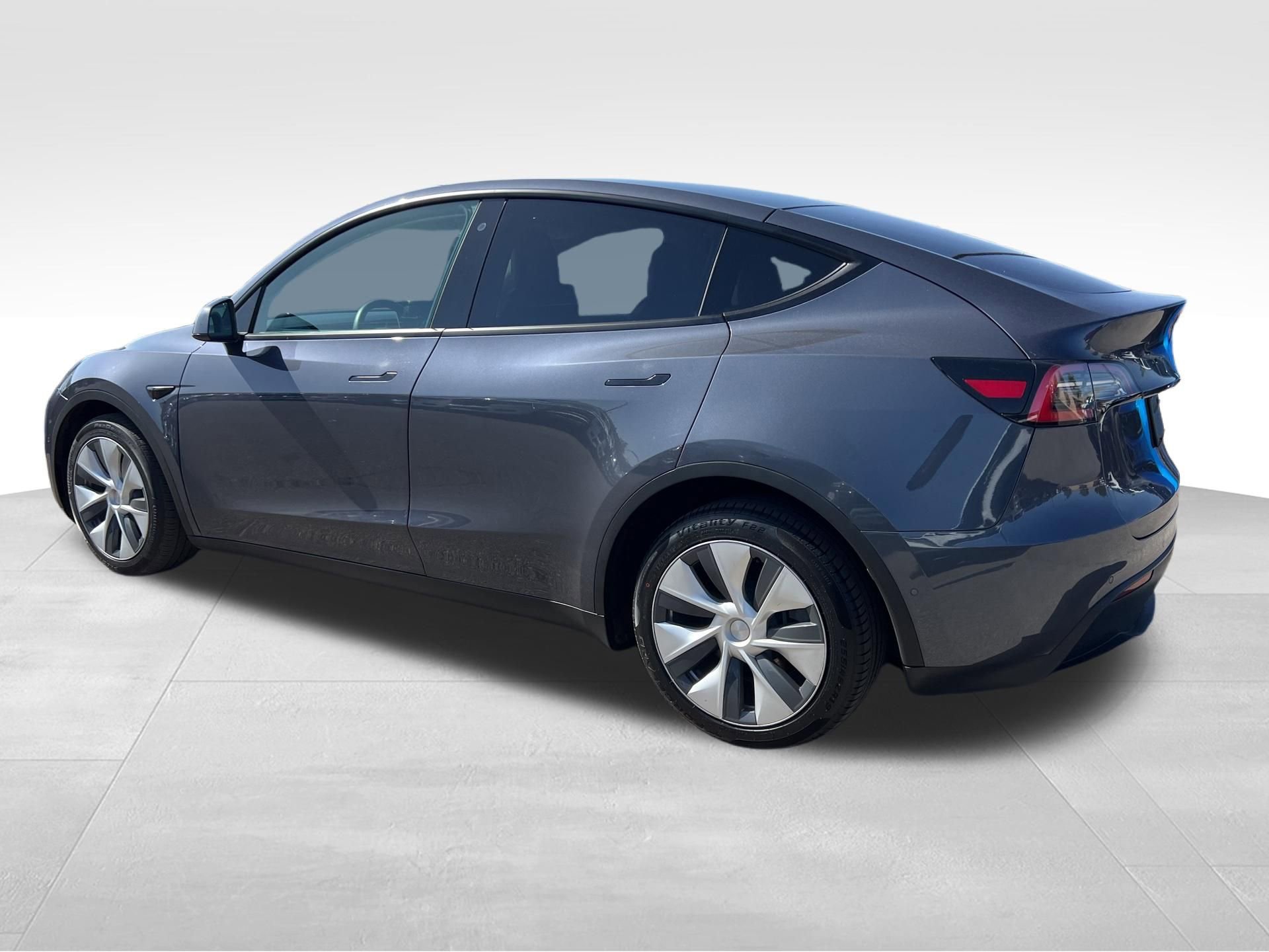Used 2020 Tesla Model Y Long Range AWD/4WD image 7