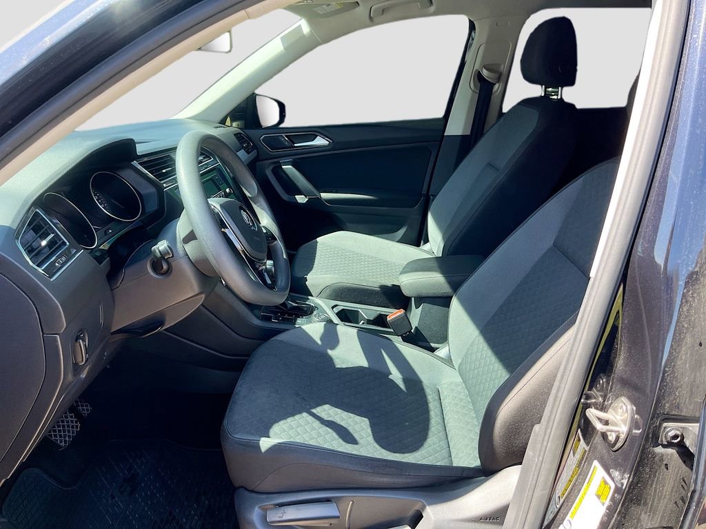 Used 2018 Volkswagen Tiguan S image 20