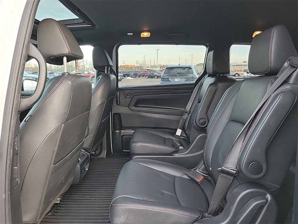 Used 2023 Honda Odyssey Sport image 12