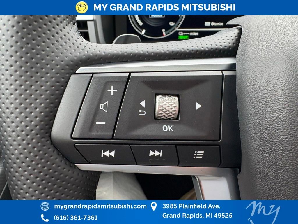 New 2025 Mitsubishi Outlander SEL image 17