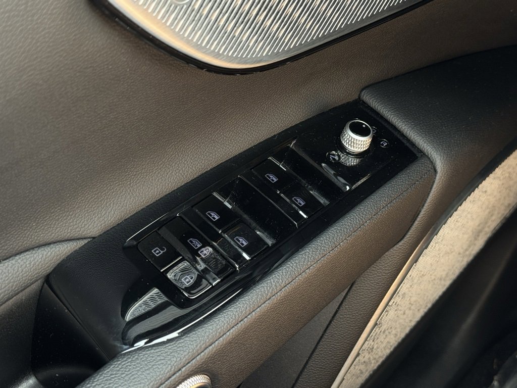 Used 2024 Maserati Grecale GT image 12