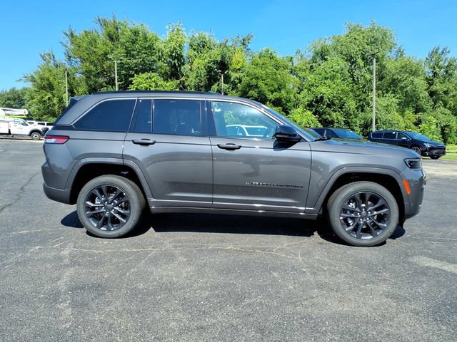 New 2026 Jeep Grand Cherokee Limited AWD/4WD image 8