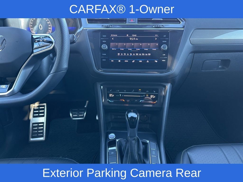 Used 2024 Volkswagen Tiguan SE R-Line image 21