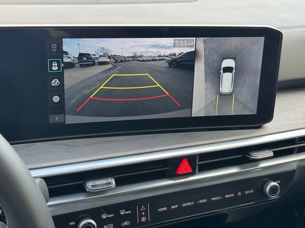 Certified 2025 Kia Sorento SX image 24
