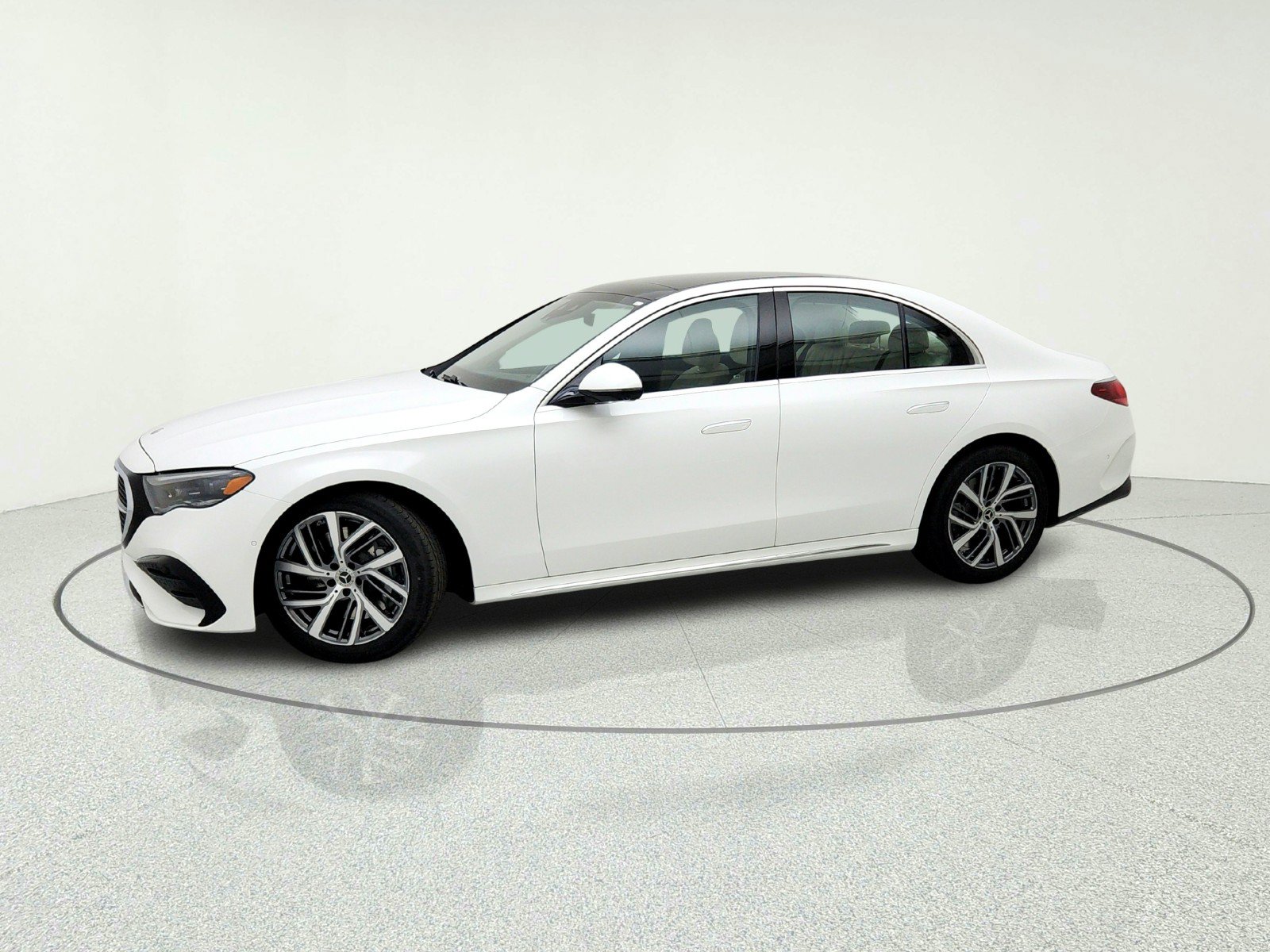 New 2026 Mercedes-Benz E 450 4MATIC Sedan image 15