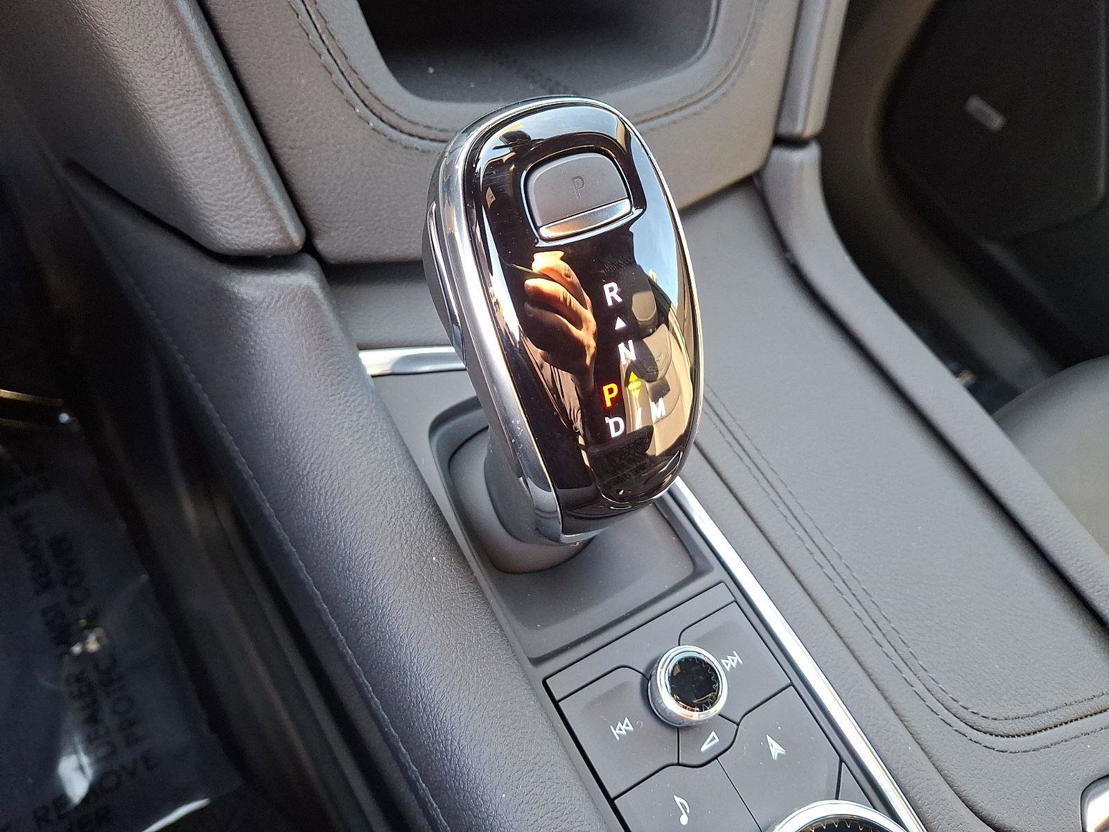 New 2025 Cadillac XT6 Sport image 7