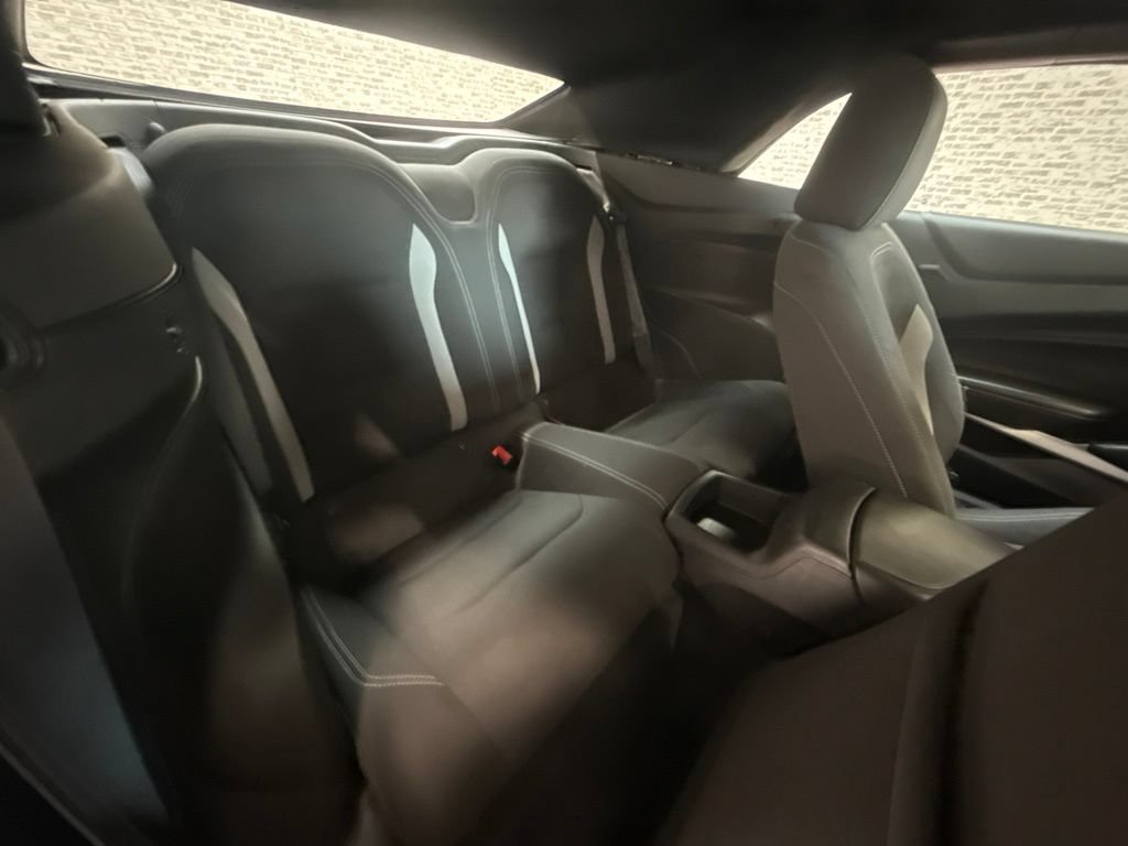 Used 2018 Chevrolet Camaro SS RWD image 12