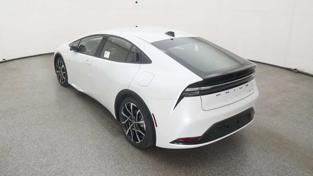 New 2026 Toyota Prius Plug-In Hybrid image 8