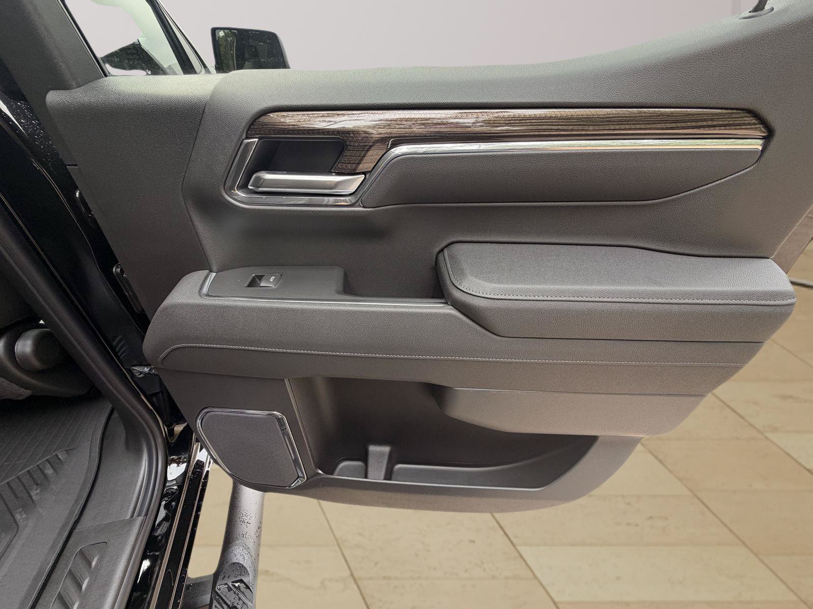 New 2026 Chevrolet Silverado 1500 LT Trail Boss w/ LT Trail Boss Premium Package AWD/4WD image 24