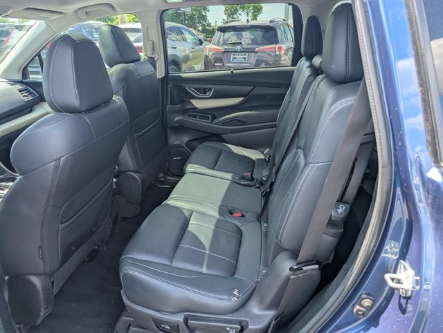Used 2022 Subaru Ascent Limited w/ Technology Package AWD/4WD image 9