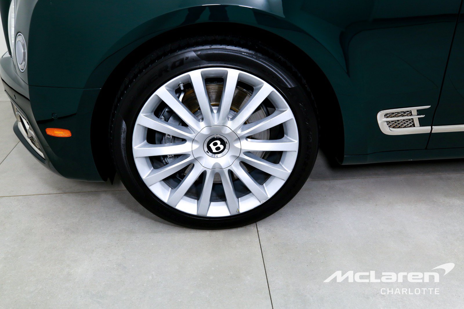Used 2020 Bentley Mulsanne RWD image 40