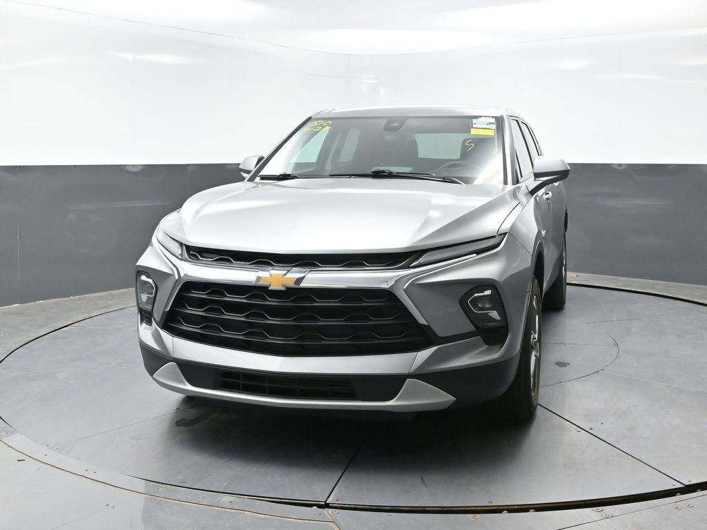 Used 2023 Chevrolet Blazer LT FWD image 7