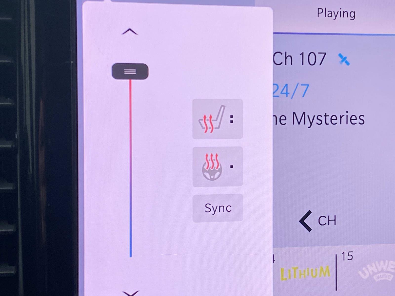 Used 2023 Chrysler Pacifica Touring-L image 22