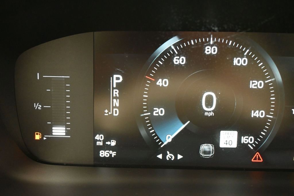 Used 2019 Volvo S60 T5 Momentum w/ Premium Package FWD image 12
