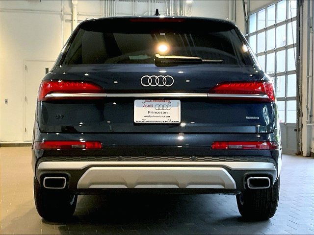 New 2026 Audi Q7 2.0T Premium AWD/4WD image 3