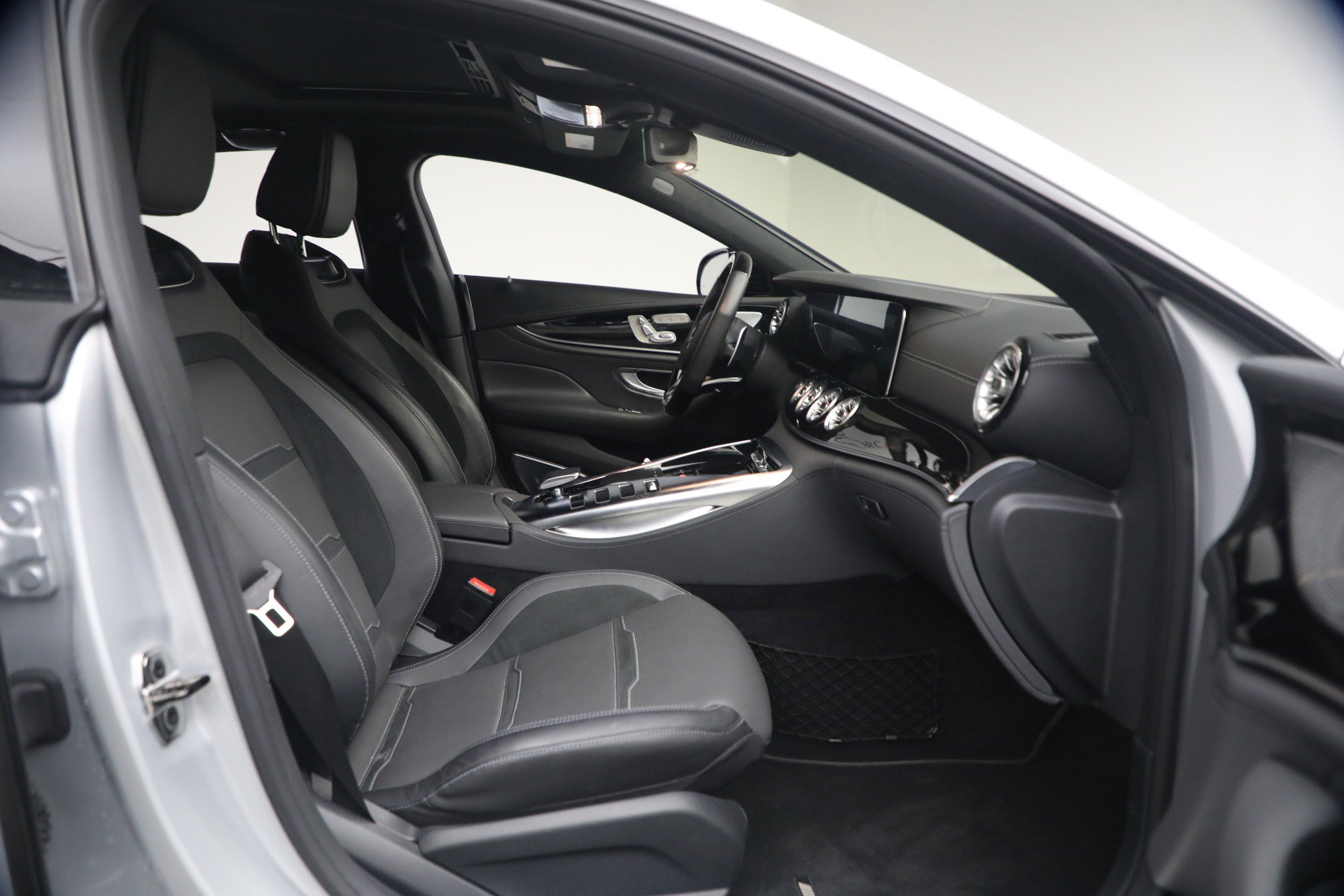 Used 2020 Mercedes-Benz AMG GT 63 image 18