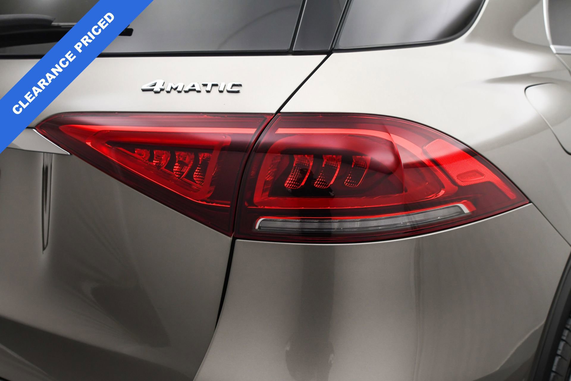 Used 2020 Mercedes-Benz GLE 450 4MATIC image 25