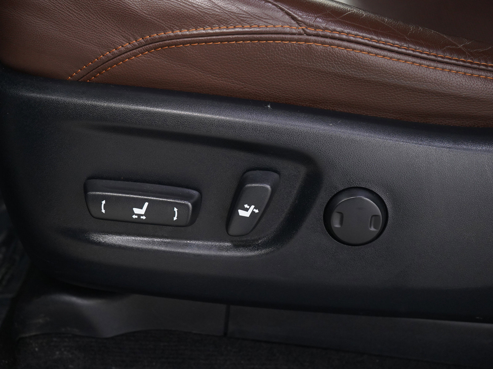 Used 2019 Toyota 4Runner Limited image 28