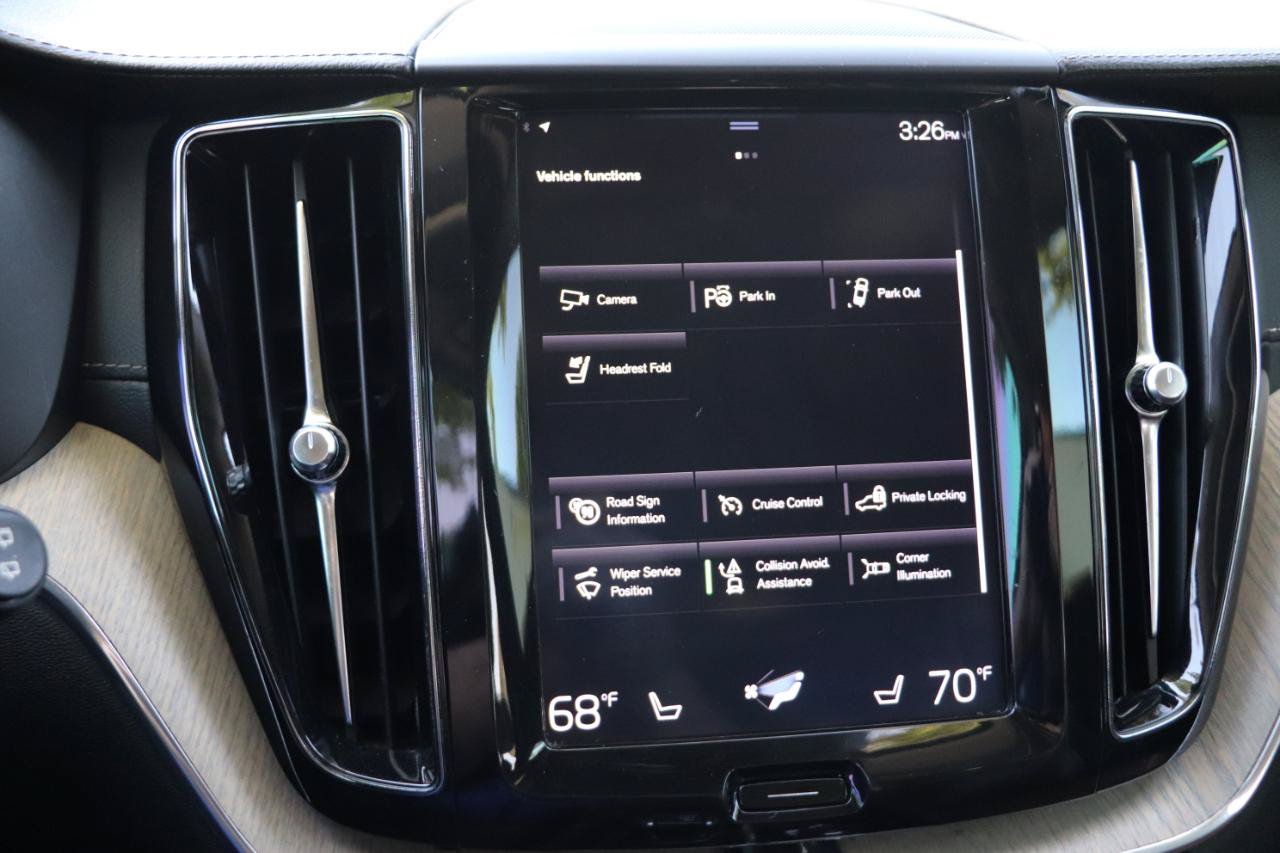 Used 2018 Volvo XC60 T5 Inscription w/ Convenience Package AWD/4WD image 20